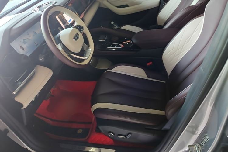 Used Geely Auto Monjaro L 2021 2.0TD DCT EVO Two-Wheel Drive Prestige Version Left Front Seat