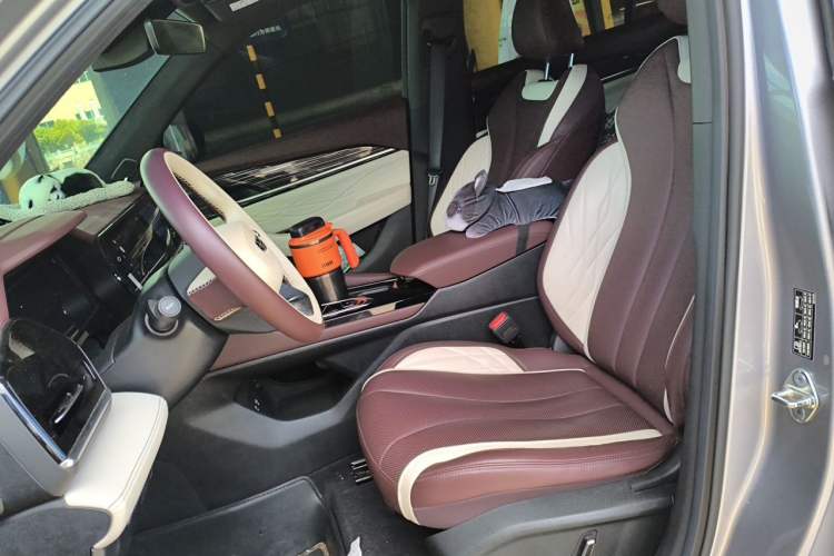 Used Geely Auto Monjaro L 2021 2.0TD DCT EVO Two-Wheel Drive Prestige Version Left Front Seat