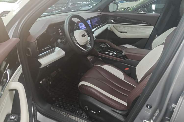 Used Geely Auto Monjaro L 2021 2.0TD DCT EVO Two-Wheel Drive Smart Luxury Version Left Front Seat