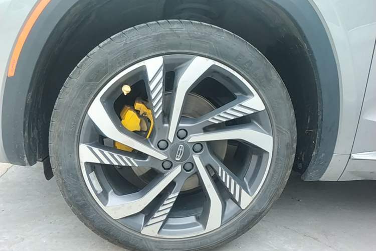 Used Geely Auto Monjaro L 2021 2.0TD DCT EVO Two-Wheel Drive Smart Luxury Version Left Front Wheel Hub