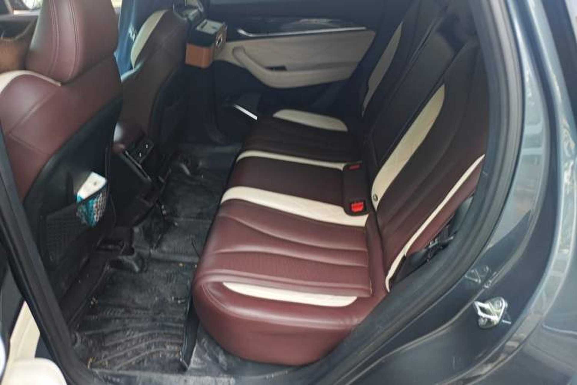 Used Geely Auto Monjaro L 2021 2.0TD DCT EVO Two-Wheel Drive Smart Luxury Version Left Rear Seat