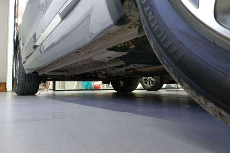 Used Geely Auto Monjaro L 2021 2.0TD DCT EVO Two-Wheel Drive Prestige Version Left Side Sill