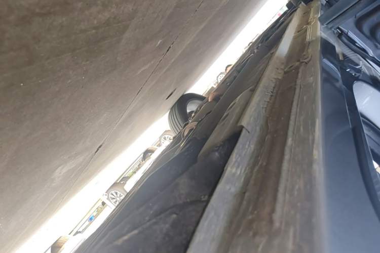 Used Geely Auto Monjaro L 2021 2.0TD DCT EVO Two-Wheel Drive Prestige Version Left Side Sill