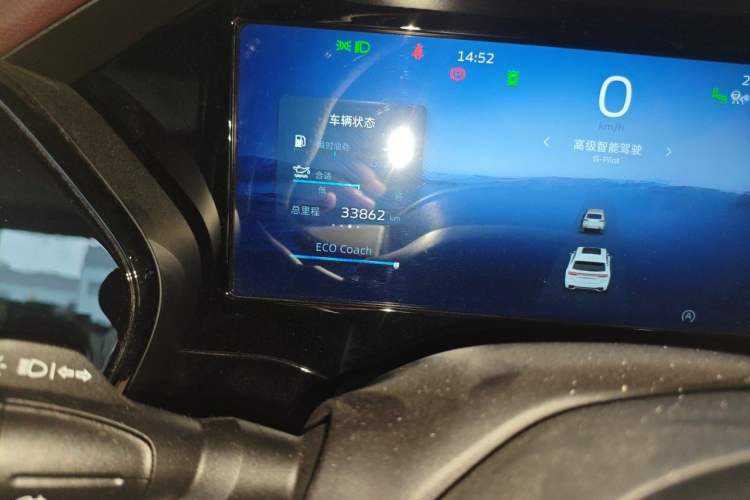Used Geely Auto Monjaro L 2021 2.0TD DCT EVO Two-Wheel Drive Smart Luxury Version Odometer Close Up