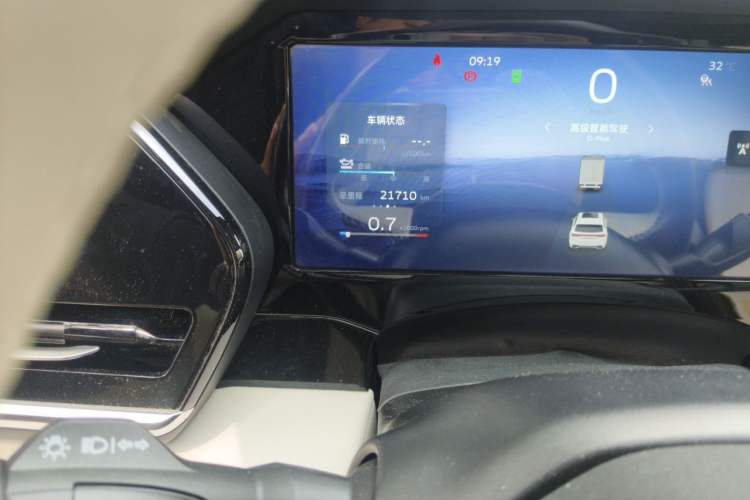 Used Geely Auto Monjaro L 2021 2.0TD DCT EVO Two-Wheel Drive Prestige Version Odometer Close Up