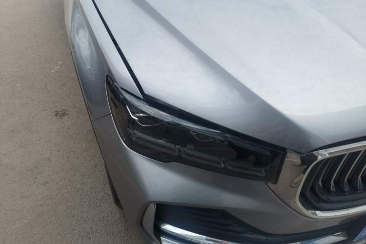Used Geely Auto Monjaro L 2021 2.0TD High-Power Automatic All-Wheel Drive Luxury Version Right Front Headlight