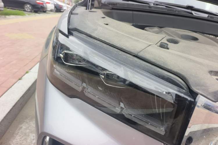 Used Geely Auto Monjaro L 2021 2.0TD DCT EVO Two-Wheel Drive Smart Luxury Version Right Front Headlight