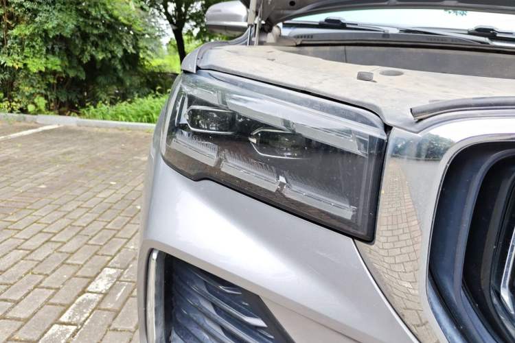 Used Geely Auto Monjaro L 2021 2.0TD DCT EVO Two-Wheel Drive Smart Luxury Version Right Front Headlight