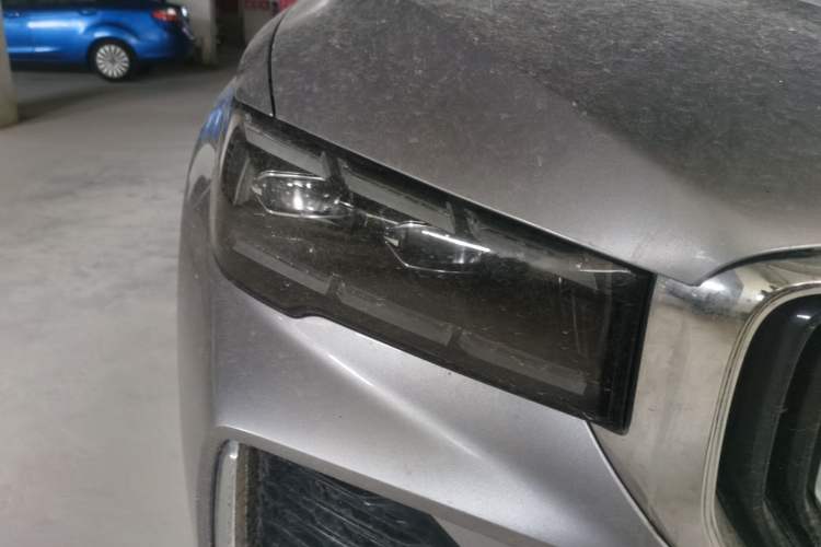 Used Geely Auto Monjaro L 2021 2.0TD DCT EVO Two-Wheel Drive Smart Luxury Version Right Front Headlight