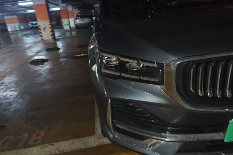 Used Geely Auto Monjaro L 2021 2.0TD DCT EVO Two-Wheel Drive Smart Luxury Version Right Front Headlight