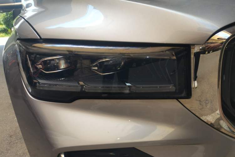 Used Geely Auto Monjaro L 2021 2.0TD DCT EVO Two-Wheel Drive Smart Luxury Version Right Front Headlight