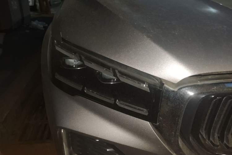 Used Geely Auto Monjaro L 2021 2.0TD DCT EVO Two-Wheel Drive Smart Luxury Version Right Front Headlight