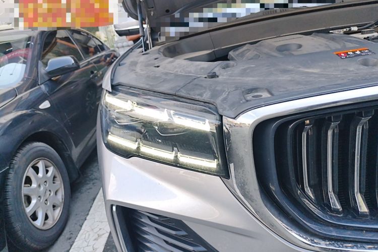 Used Geely Auto Monjaro L 2021 2.0TD High-Power Automatic All-Wheel-Drive Flagship Version Right Front Headlight