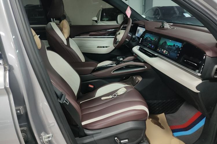 Used Geely Auto Monjaro L 2021 2.0TD DCT EVO Two-Wheel Drive Prestige Version Right Front Seat