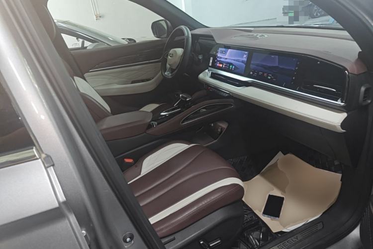 Used Geely Auto Monjaro L 2021 2.0TD DCT EVO Two-Wheel Drive Smart Luxury Version Right Front Seat