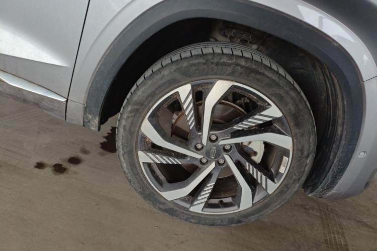 Used Geely Auto Monjaro L 2021 2.0TD DCT EVO Two-Wheel Drive Smart Luxury Version Right Front Wheel Hub