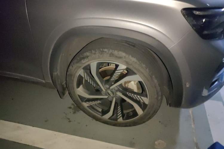 Used Geely Auto Monjaro L 2021 2.0TD DCT EVO Two-Wheel Drive Smart Luxury Version Right Front Wheel Hub