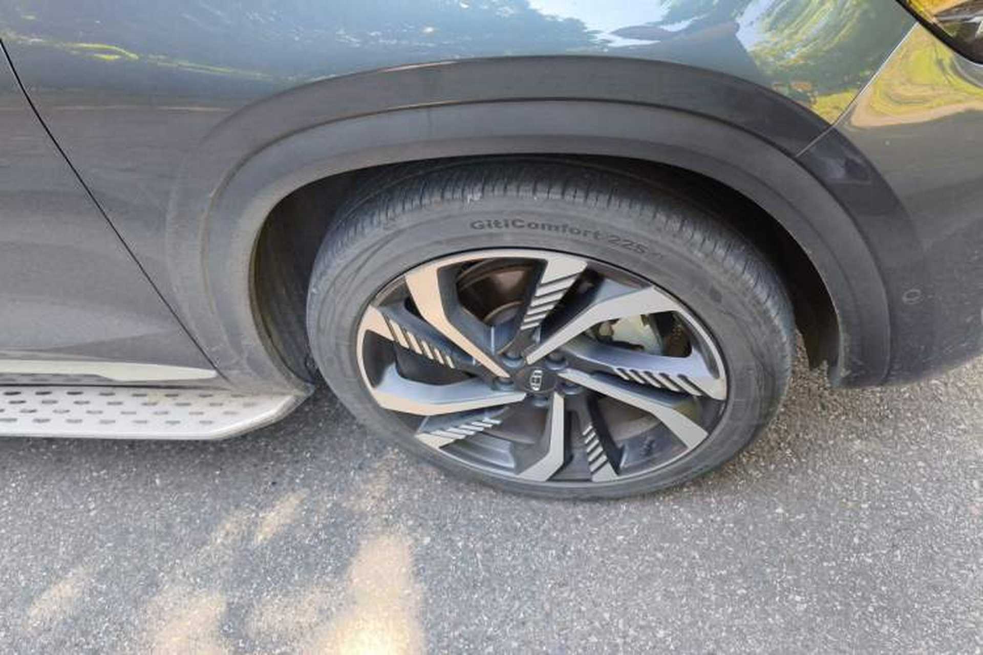 Used Geely Auto Monjaro L 2021 2.0TD DCT EVO Two-Wheel-Drive Flagship Version Right Front Wheel Hub