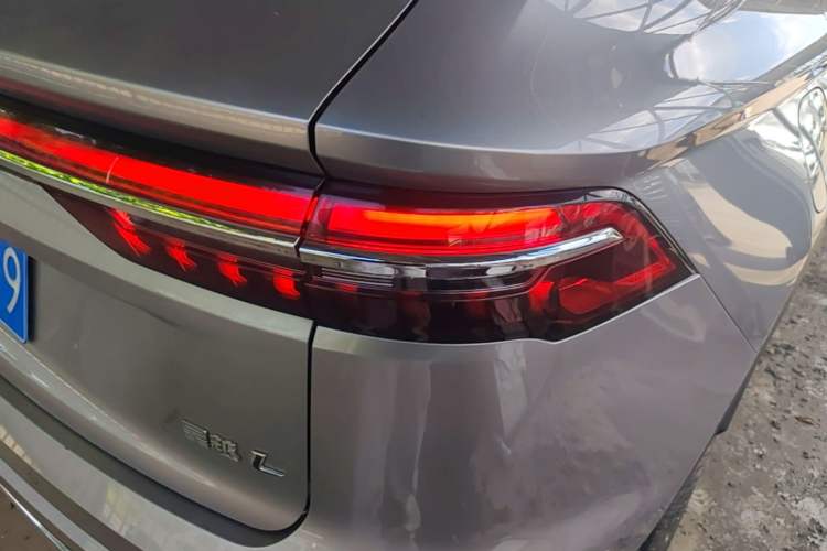 Used Geely Auto Monjaro L 2021 2.0TD DCT EVO Two-Wheel Drive Prestige Version Right Rear Taillight