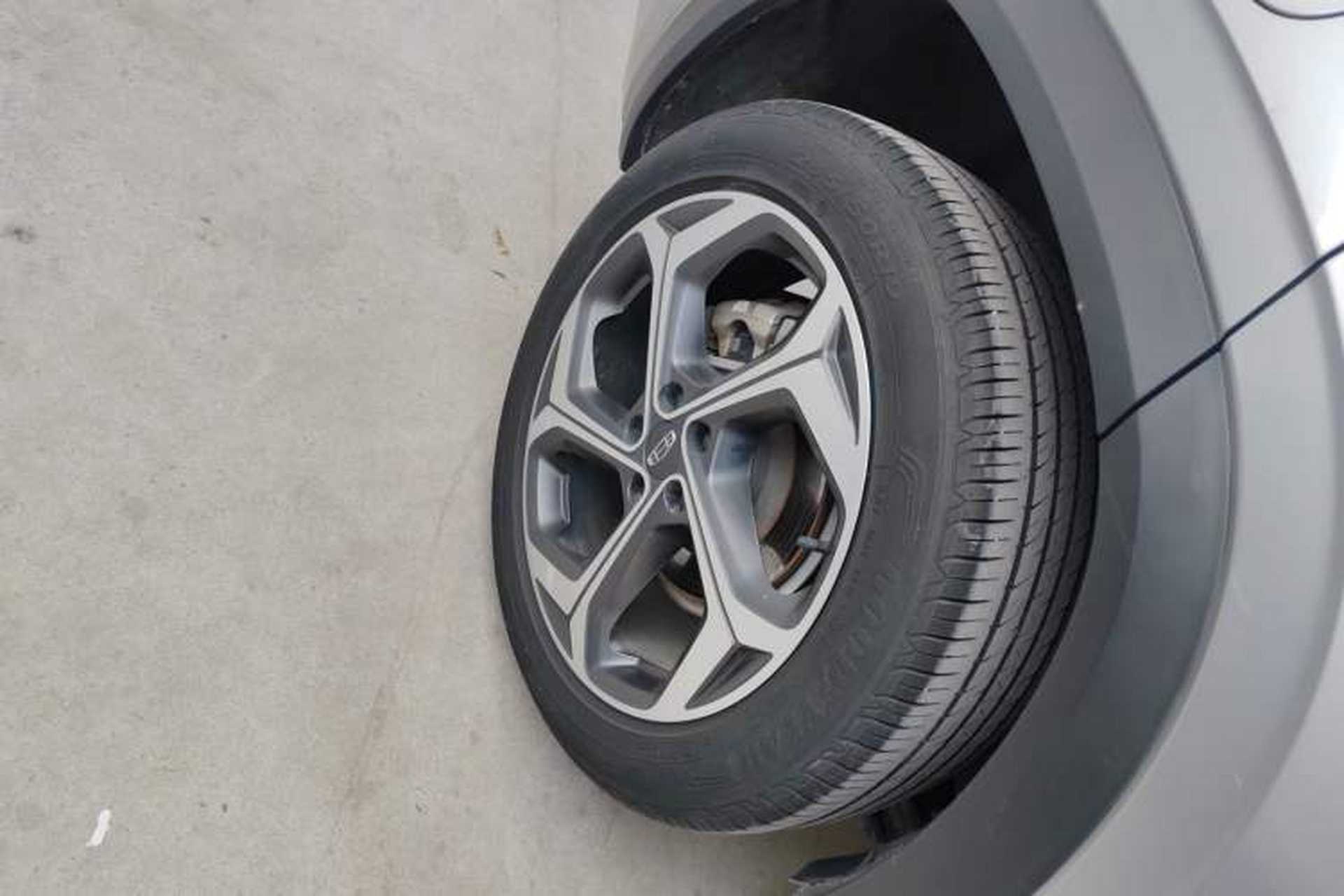 Used Geely Auto Monjaro L 2021 2.0TD DCT EVO Two-Wheel Drive Prestige Version Right Rear Wheel Hub