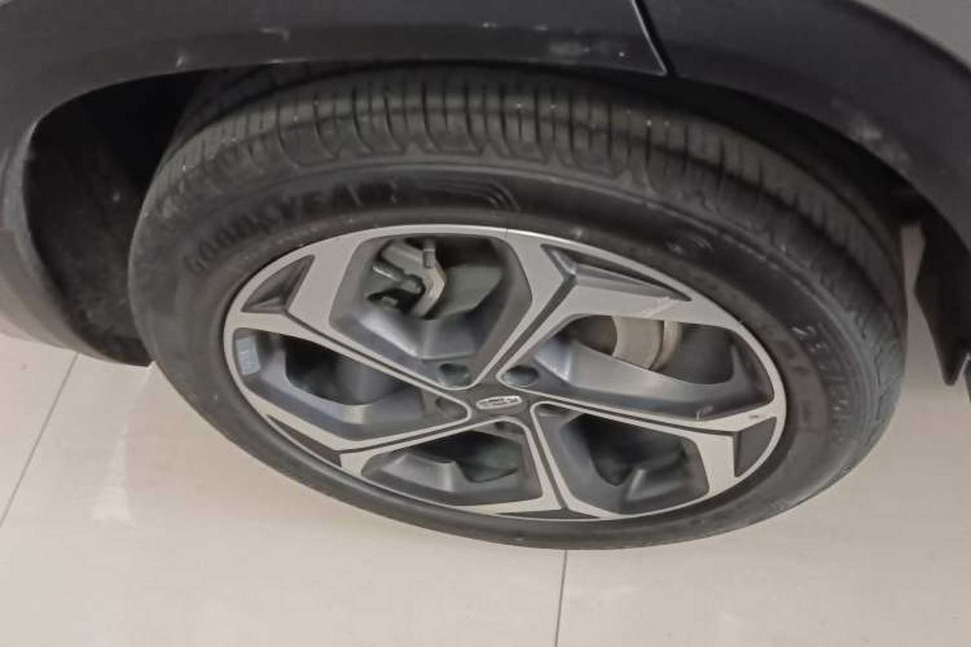 Used Geely Auto Monjaro L 2021 2.0TD High-Power Automatic All-Wheel Drive Luxury Version Right Rear Wheel Hub