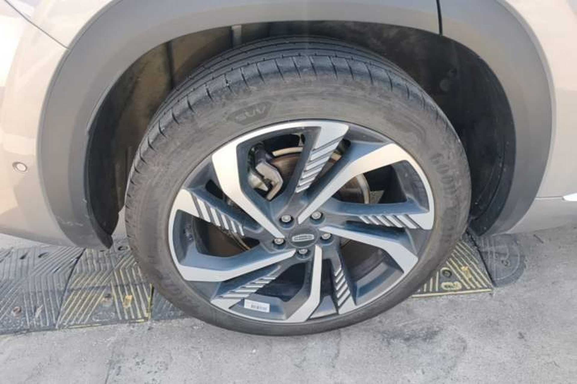 Used Geely Auto Monjaro L 2021 2.0TD DCT EVO Two-Wheel Drive Smart Luxury Version Right Rear Wheel Hub