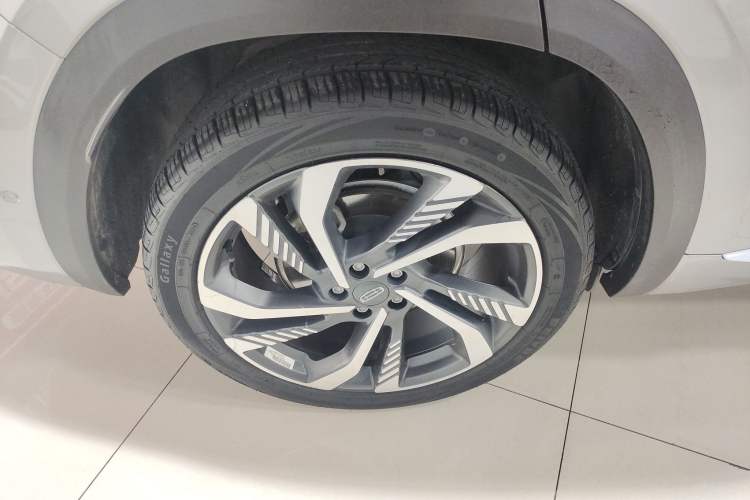 Used Geely Auto Monjaro L 2021 2.0TD DCT EVO Two-Wheel Drive Smart Luxury Version Right Rear Wheel Hub