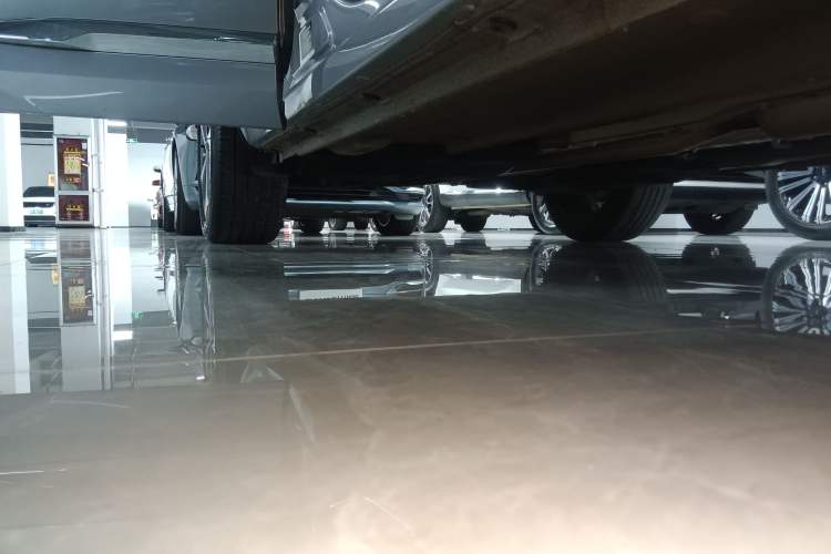 Used Geely Auto Monjaro L 2021 2.0TD DCT EVO Two-Wheel Drive Prestige Version Right Side Sill