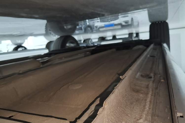 Used Geely Auto Monjaro L 2021 2.0TD DCT EVO Two-Wheel Drive Prestige Version Right Side Sill