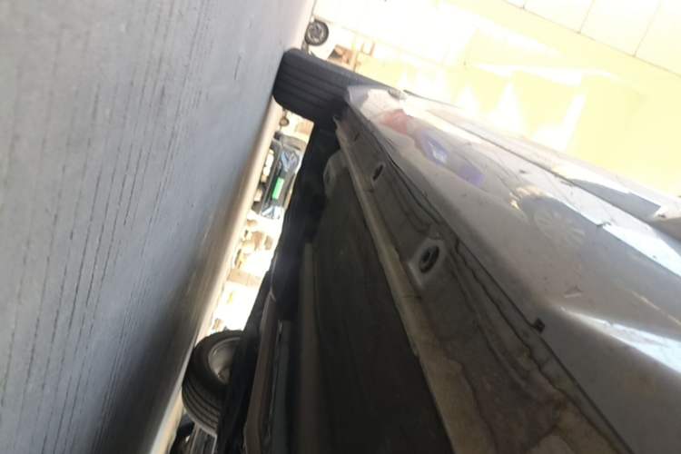 Used Geely Auto Monjaro L 2021 2.0TD DCT EVO Two-Wheel Drive Prestige Version Right Side Sill