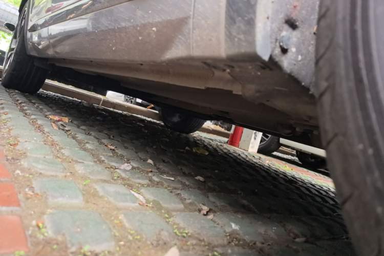 Used Geely Auto Monjaro L 2021 2.0TD DCT EVO Two-Wheel Drive Smart Luxury Version Right Side Sill