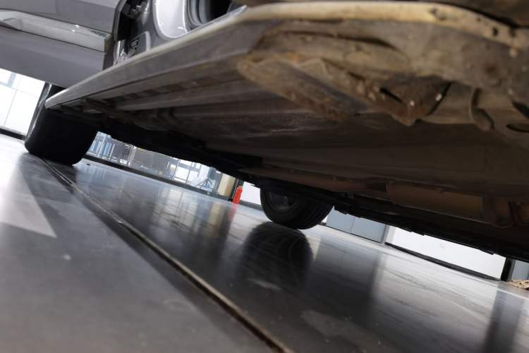 Used Geely Auto Monjaro L 2021 2.0TD DCT EVO Two-Wheel Drive Prestige Version Right Side Sill