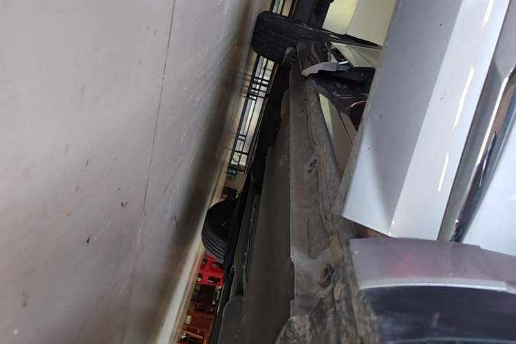 Used Geely Auto Monjaro L 2021 2.0TD DCT EVO Two-Wheel Drive Prestige Version Right Side Sill