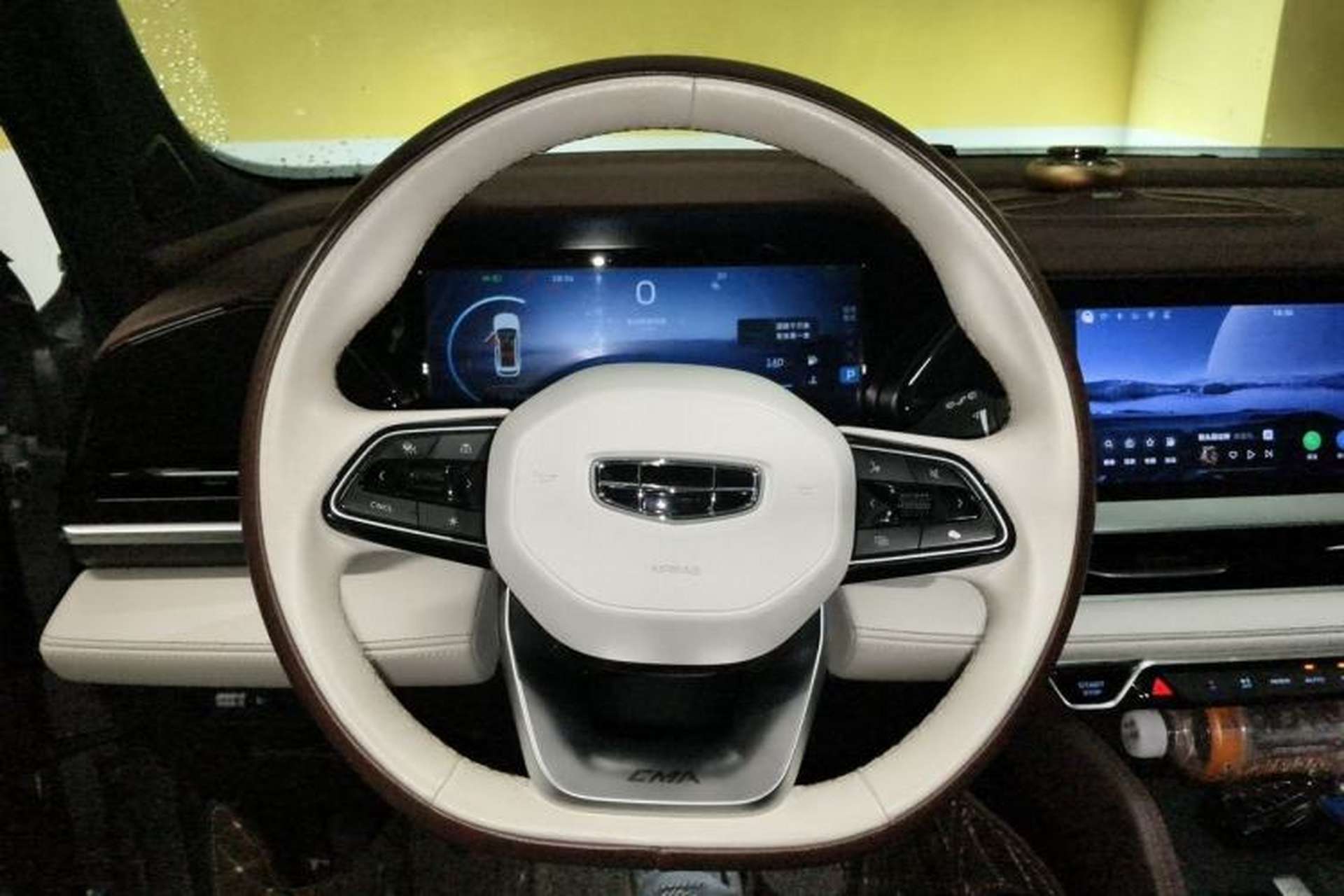 Used Geely Auto Monjaro L 2021 2.0TD DCT EVO Two-Wheel Drive Prestige Version Steering Wheel