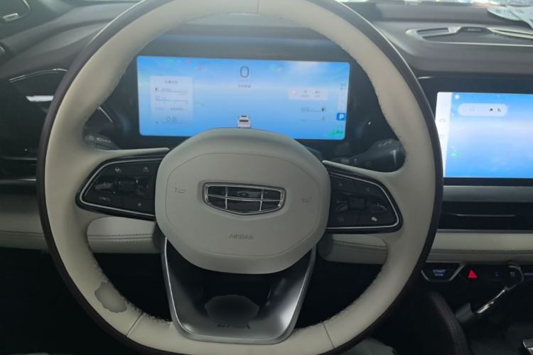 Used Geely Auto Monjaro L 2021 2.0TD DCT EVO Two-Wheel-Drive Flagship Version Steering Wheel