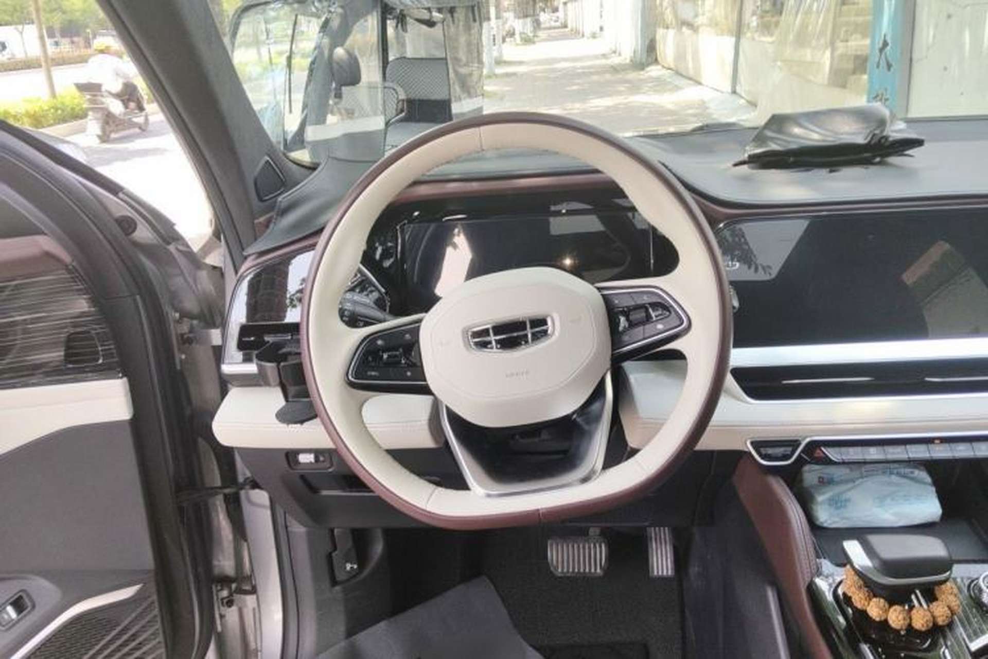 Used Geely Auto Monjaro L 2021 2.0TD DCT EVO Two-Wheel Drive Prestige Version Steering Wheel