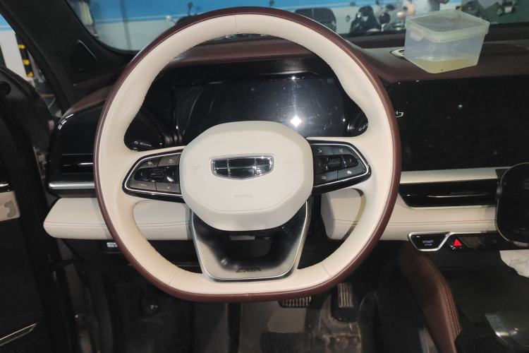 Used Geely Auto Monjaro L 2021 2.0TD DCT EVO Two-Wheel Drive Prestige Version Steering Wheel