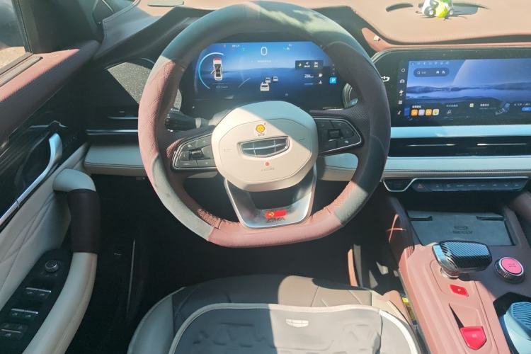 Used Geely Auto Monjaro L 2021 2.0TD High-Power Automatic All-Wheel-Drive Flagship Version Steering Wheel
