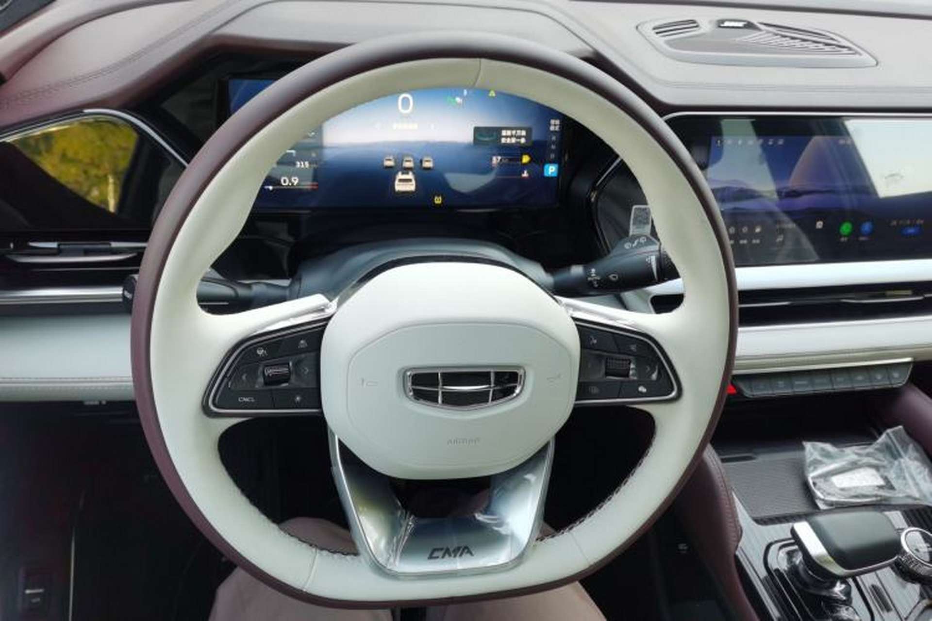 Used Geely Auto Monjaro L 2021 2.0TD High-Power Automatic All-Wheel-Drive Flagship Version Steering Wheel