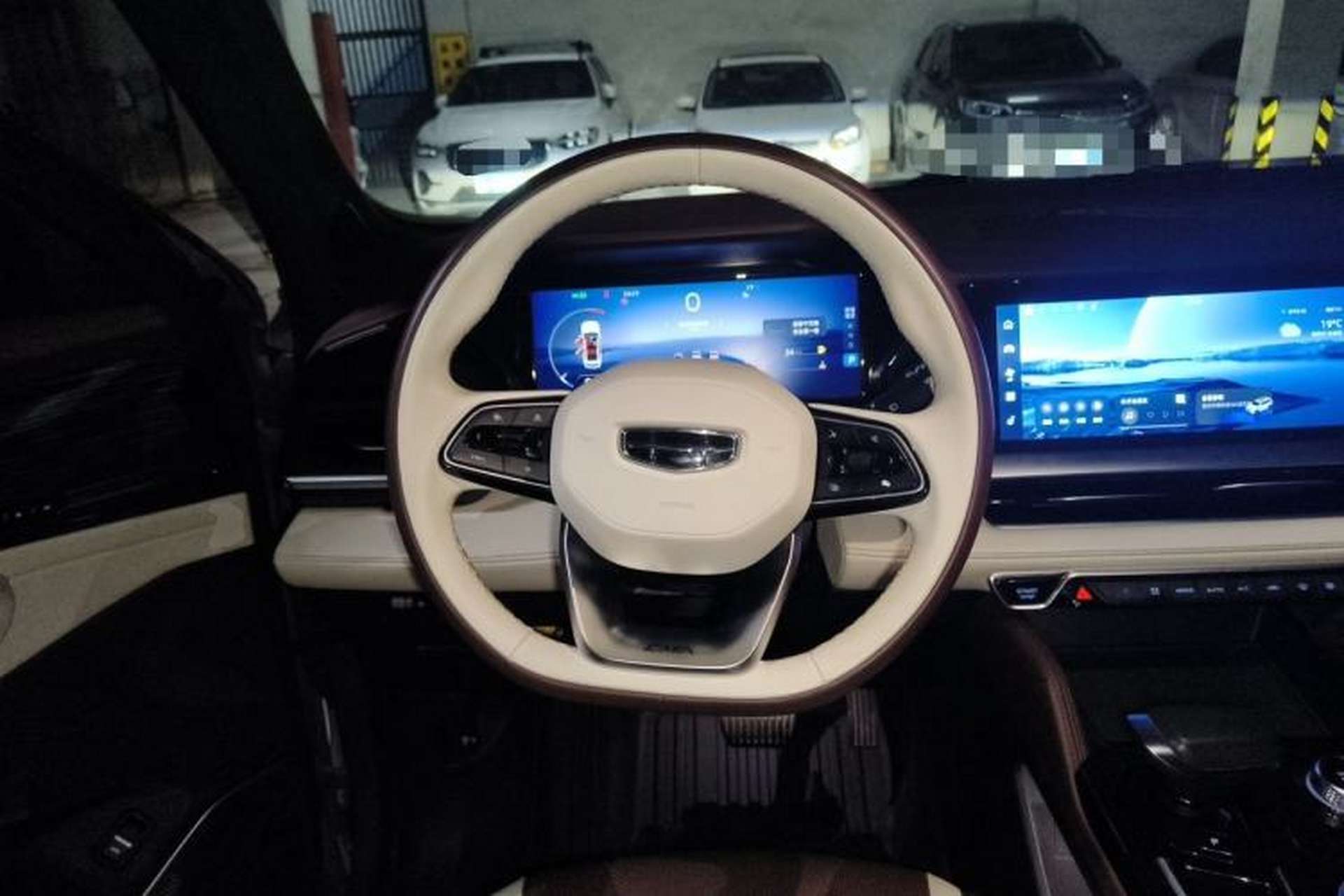Used Geely Auto Monjaro L 2021 2.0TD DCT EVO Two-Wheel Drive Prestige Version Steering Wheel