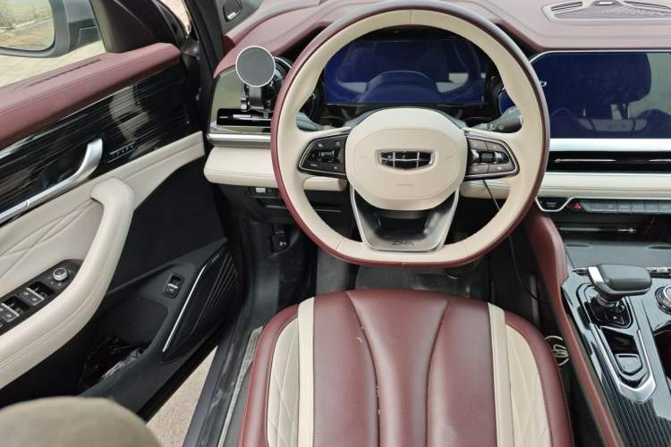 Used Geely Auto Monjaro L 2021 2.0TD DCT EVO Two-Wheel Drive Smart Luxury Version Steering Wheel