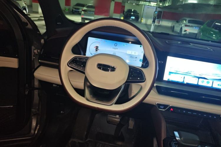 Used Geely Auto Monjaro L 2021 2.0TD DCT EVO Two-Wheel Drive Smart Luxury Version Steering Wheel