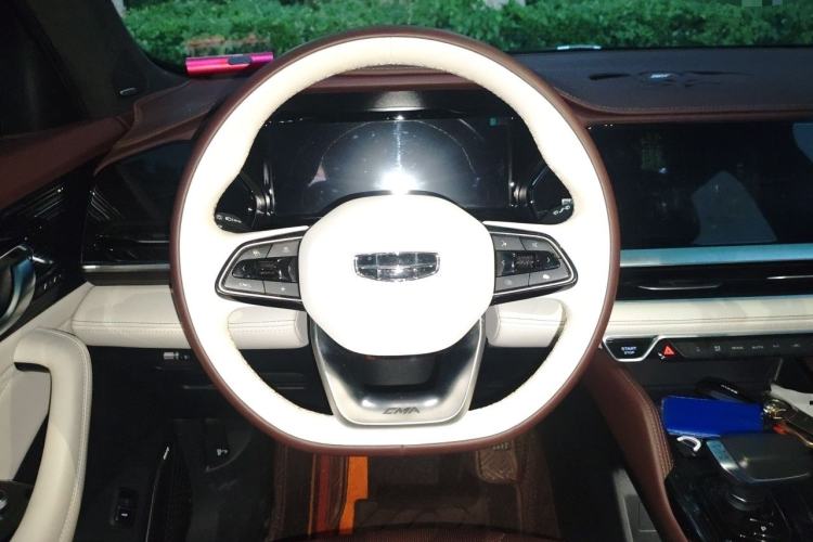 Used Geely Auto Monjaro L 2021 2.0TD High-Power Automatic All-Wheel Drive Luxury Version Steering Wheel