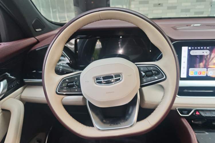 Used Geely Auto Monjaro L 2021 2.0TD DCT EVO Two-Wheel Drive Smart Luxury Version Steering Wheel