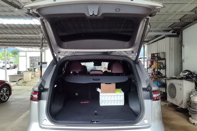 Used Geely Auto Monjaro L 2021 2.0TD DCT EVO Two-Wheel Drive Prestige Version Trunk
