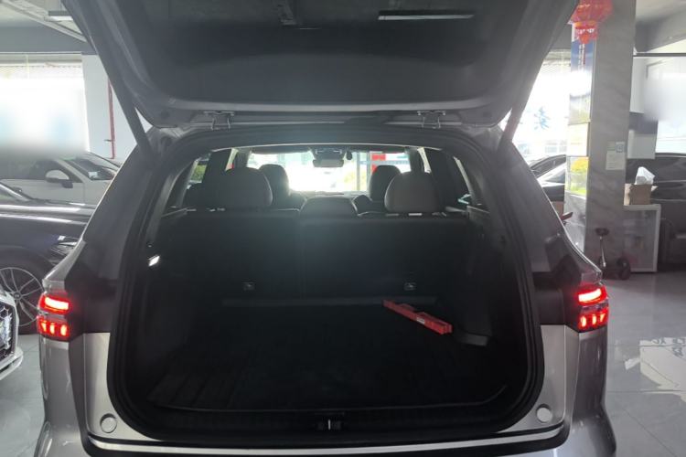 Used Geely Auto Monjaro L 2021 2.0TD DCT EVO Two-Wheel-Drive Flagship Version Trunk