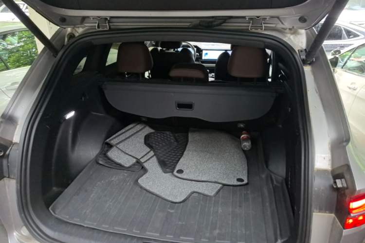 Used Geely Auto Monjaro L 2021 2.0TD DCT EVO Two-Wheel Drive Smart Luxury Version Trunk