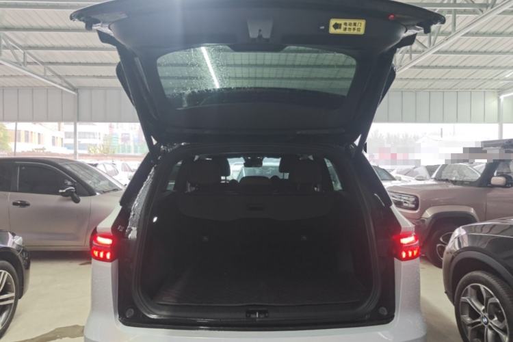 Used Geely Auto Monjaro L 2021 2.0TD DCT EVO Two-Wheel Drive Smart Luxury Version Trunk