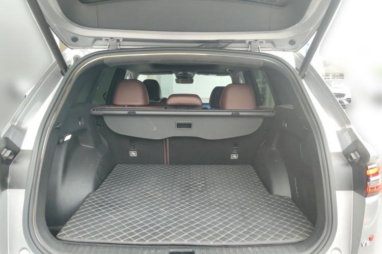 Used Geely Auto Monjaro L 2021 2.0TD DCT EVO Two-Wheel-Drive Flagship Version Trunk
