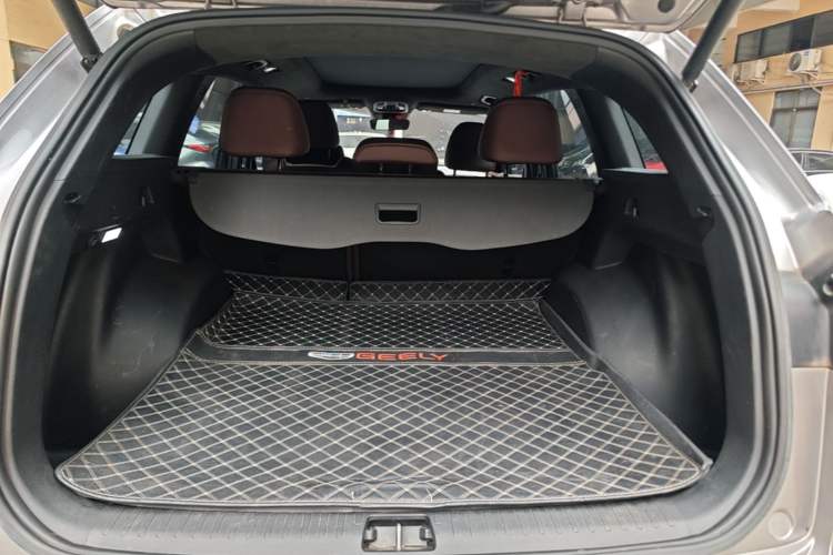 Used Geely Auto Monjaro L 2021 2.0TD DCT EVO Two-Wheel Drive Prestige Version Trunk